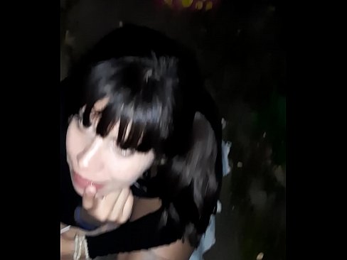 ❤️ Na ulicy spuchnięty penis w zamian za cukierki Fucking at us ️❤