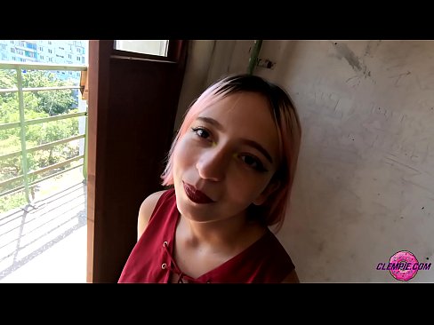 ❤️ Studentka zmysłowo obciąga nieznajomemu na odludziu - cum na jego twarzy Fucking at us ️❤